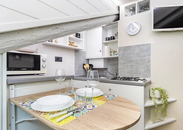 Cozy Loft At The Mole * Turyn