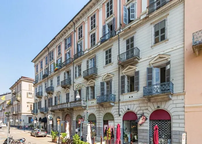 Cozy Loft At The Mole Lägenhet Turin